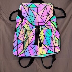 Holographic Geometric Backpack